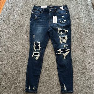 Judy Blue Patched destroyed skinny jeans!